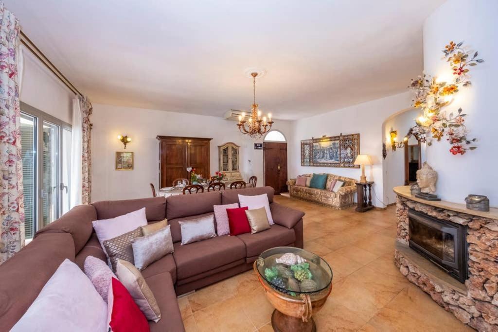 ביניבקה Villa Luxury מראה חיצוני תמונה